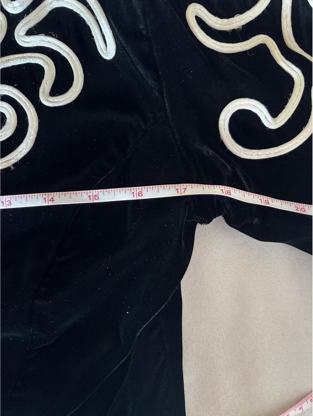 Vintage Black Velvet Jacket with White Embroidered Detail - Picture 9 of 9